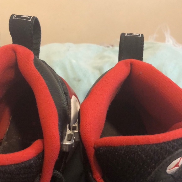 Shoes - Picture 7 of 8